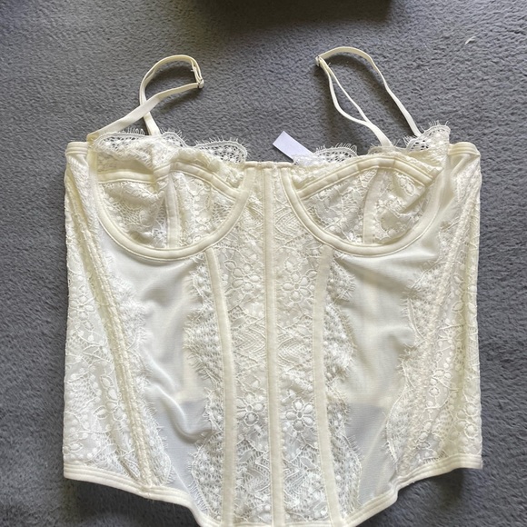 Urban Outfitters Out from under Modern lace corset cream/white - Picture 10 of 12